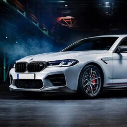 سيارة 2021 BMW M440i الجديدة